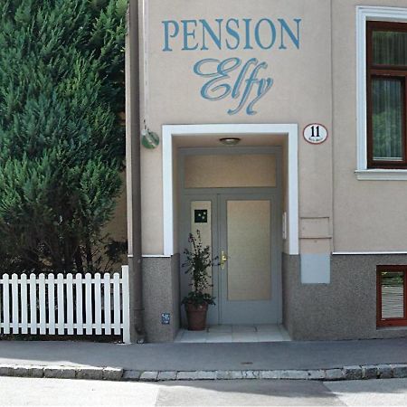 Pension Elfy Баден Екстериор снимка